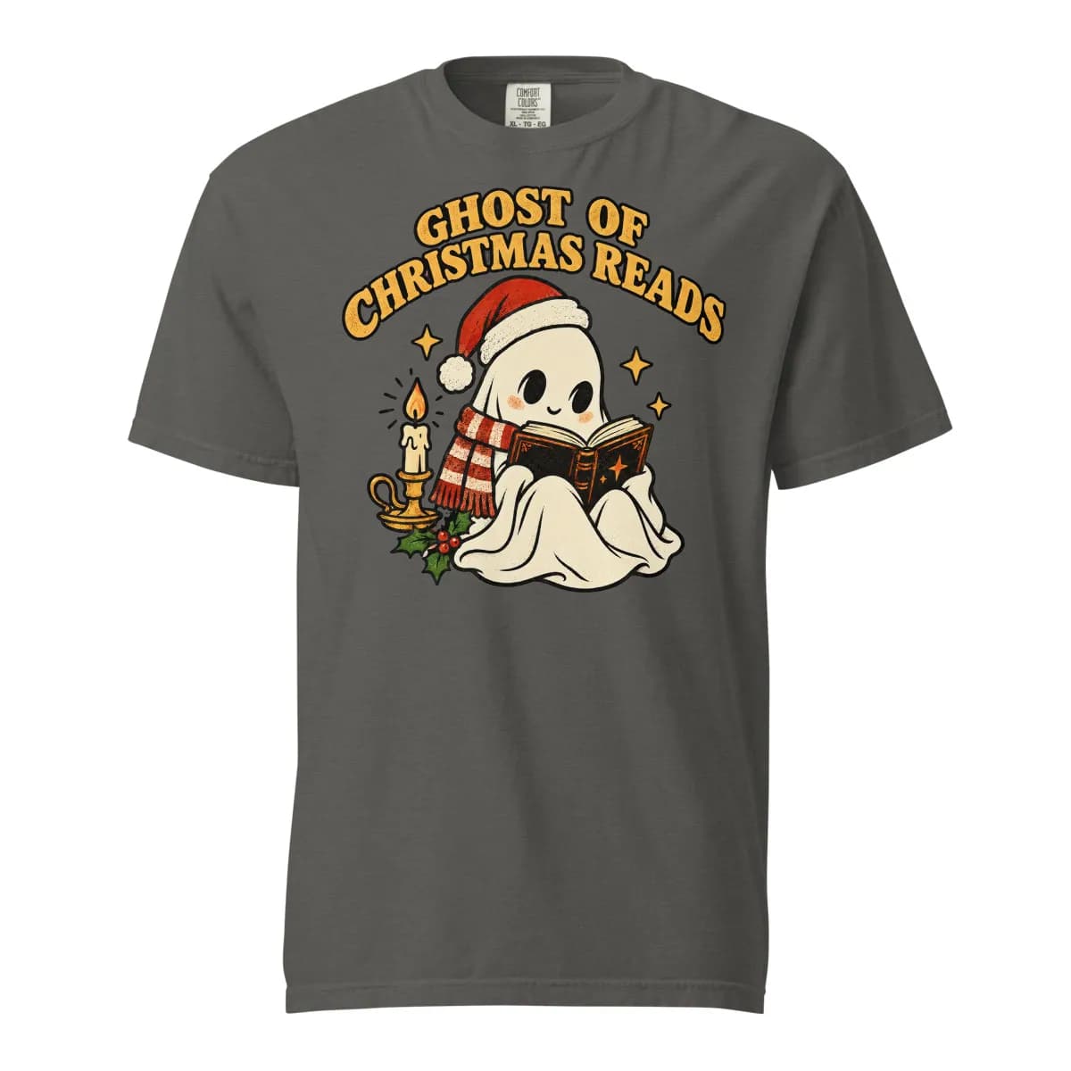 معاينة رقمية لقطعة Ghost of Christmas Reads Garment-Dyed Tee · رمادي فلفلي